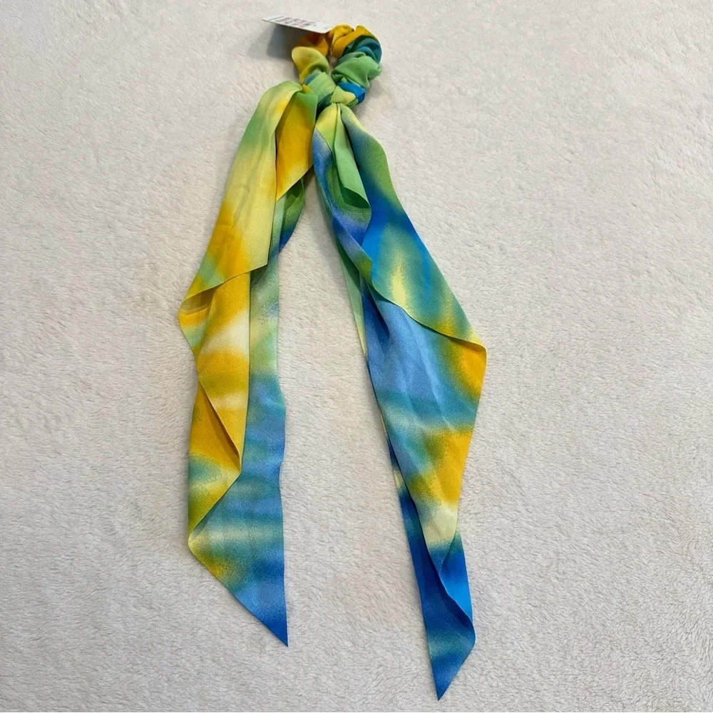 NWT Pixie Scrunchie Tropical Rainforest Tie Dye Hair Tie